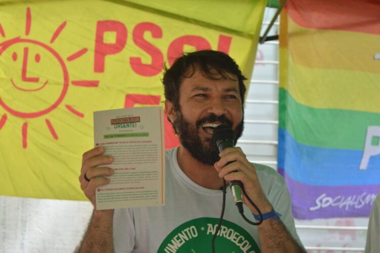 Filho do Pajeú, o iguaraciense Alexandre Pires é pré candidato a deputado estadual e se filia ao Psol ao lado de importantes nomes da esquerda pernambucana