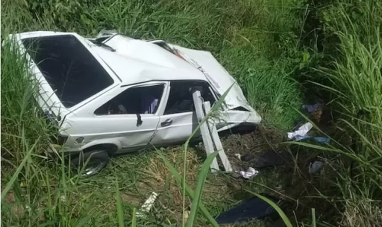Quatro pessoas ficam feridas em acidente no interior de PE