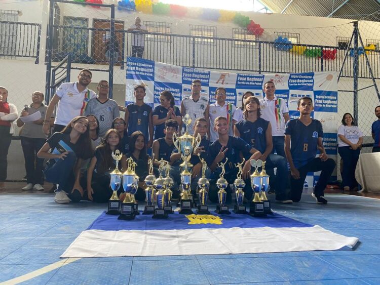 EREFEM Pedro Pires Ferreira é a grande vice-campeã dos Jogos Escolares do Pajeú