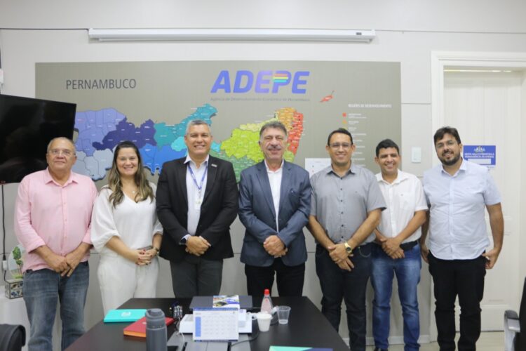 José Patriota conversa com Governo do Estado para apoio à Feira de Negócios de Tabira