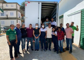 Arcoverde entrega 5 toneladas de alimentos e itens para vítimas das chuvas