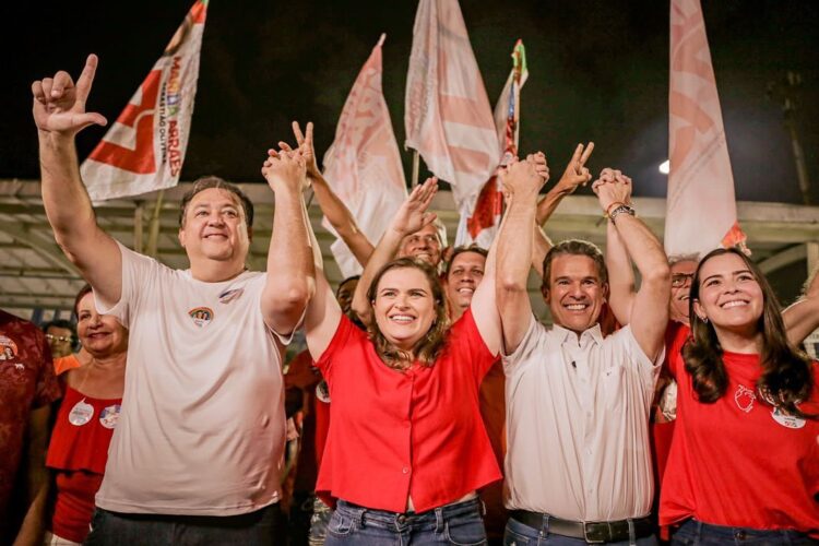 Comunidade de Roda de Fogo é palco do 1º ato da campanha de Marília Arraes