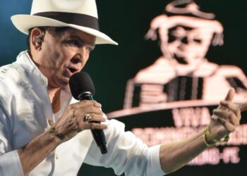 Alcymar Monteiro humilha banda em show e músicos se demitem; veja vídeo