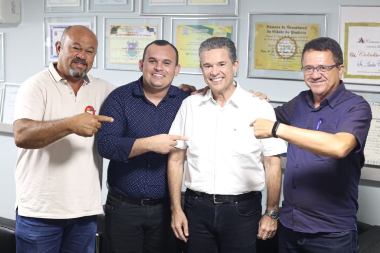 Vereadores Rubinho do São João, Sargento Argemiro e Douglas Eletricista confirmam apoio a André de Paula para o Senado.