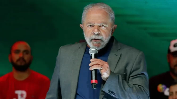 Lula declara R$ 7,4 milhões em bens ao TSE; veja patrimônios informados pelos presidenciáveis