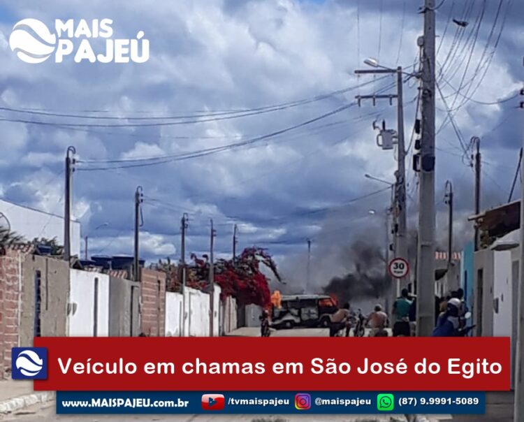 Veículo em chamas em São José do Egito