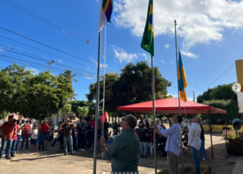 Carnaíba realizou o hasteamento dos pavilhões