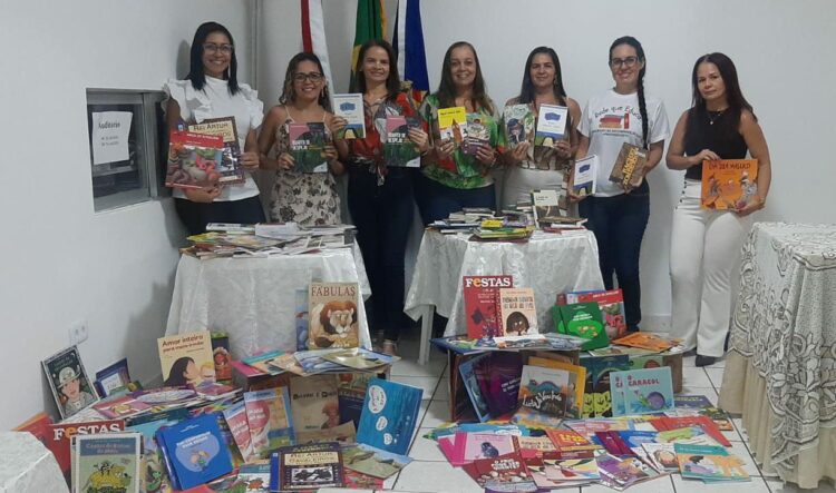 Prefeitura de Afogados investiu 213 mil reais na compra de livros para bibliotecas e salas de leitura das escolas municipais