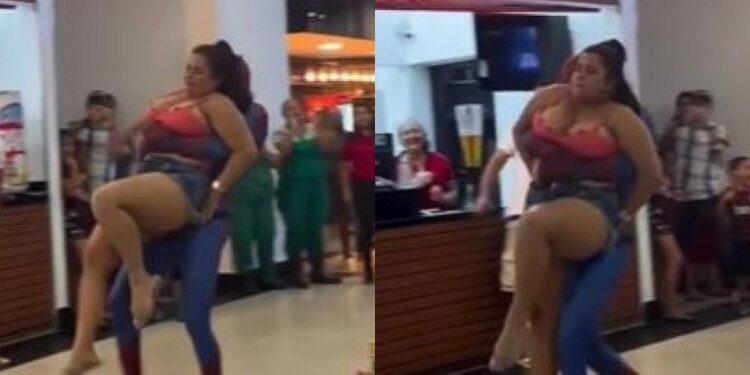 VÍDEO: ‘Homem-Aranha’ separa briga de mulheres em shopping