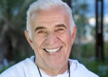 Padre Airton, da Fundação Terra, é internado em Caruaru após sentir dores e passar mal
