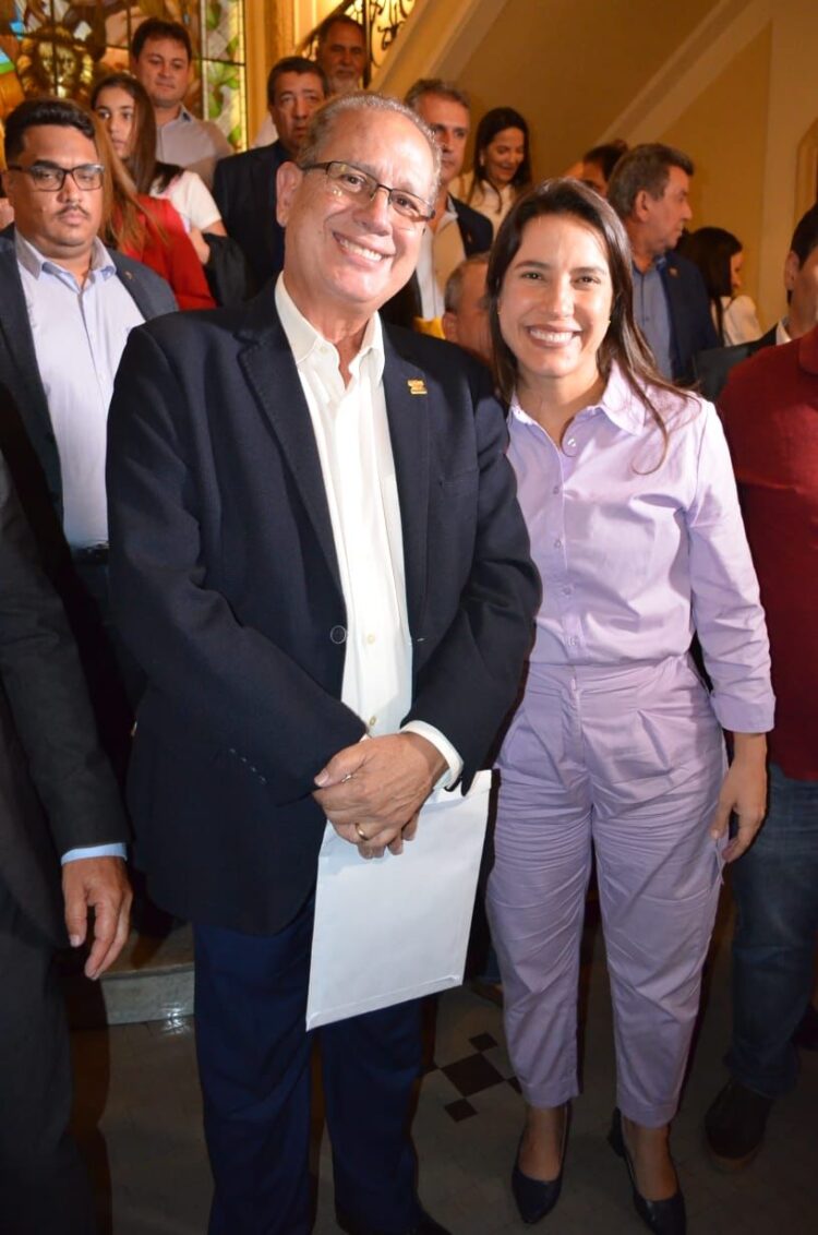 Em reunião com Governadora, Prefeito Sávio Torres solicita investimentos para saúde, assistência social e infraestrutura