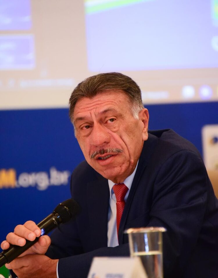 José Patriota destaca avanços do municipalismo pernambucano no Conselho Político da Confederação Nacional dos Municípios