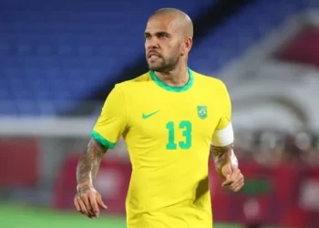 Daniel Alves é detido na Espanha por suspeita de agressão sexual