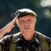 Lula demite general Júlio César de Arruda, comandante do Exército
