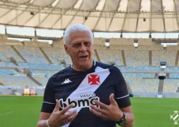 Morre Roberto Dinamite aos 68 anos