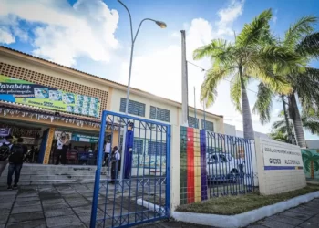 Afogados, Arcoverde, Flores e Santa Cruz ganham escolas de ensino integral