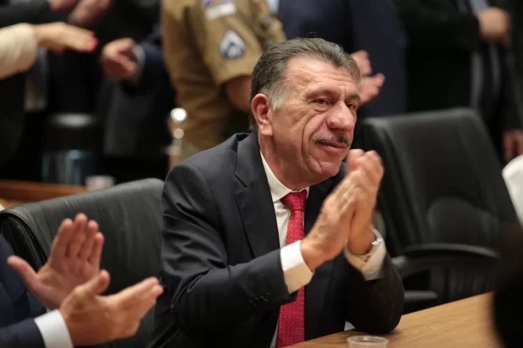 José Patriota solicita ao Governo do Estado conclusão das obras de trecho da PE-380 que liga Afogados da Ingazeira a Carnaíba