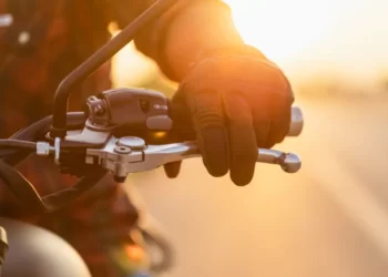 Todas as motos terão isenção do IPVA em 2023? Veja o que diz a lei que foi aprovada no Senado