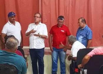 Sávio Torres anuncia parceria com indústria de laticínios para beneficiamento da produção leiteira do município