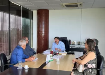 Em busca de recursos para Tuparetama, prefeito Sávio Torres solicita ações do IPA para fortalecer a agricultura no município