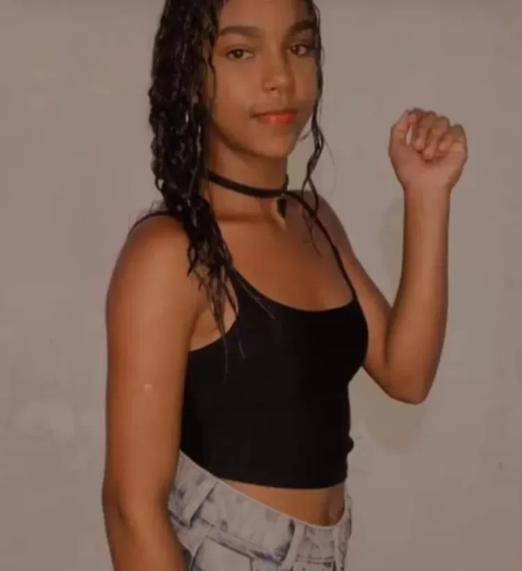 Pai de adolescente morta a facadas em São José do Egito diz que suspeita agiu por ciúmes