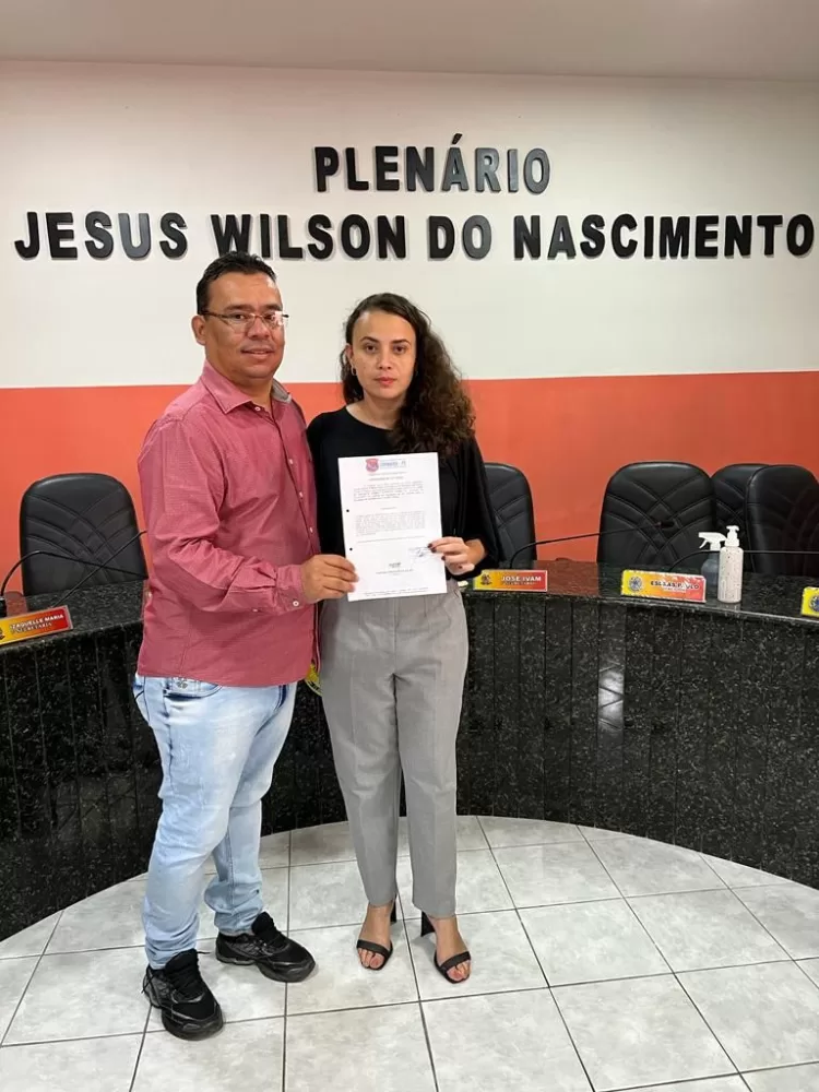 A pedido do vereador Juniano agora a Secretária de Assistência Social de Carnaíba possui veículo