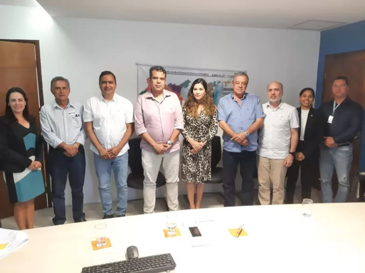 Companhia Independente da PM no Alto Pajeú é prioridade das lideranças na reunião com SDS