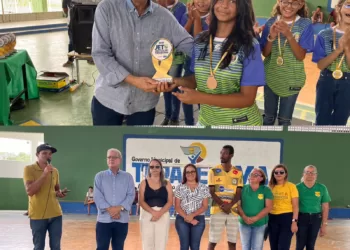 Em Tuparetama, encerramento dos Jogos Escolares premia equipes campeãs