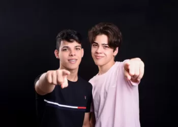 Vem aí mais um sucesso, o novo clipe de Kaynan & Kawê – AMORES DA CIDADE