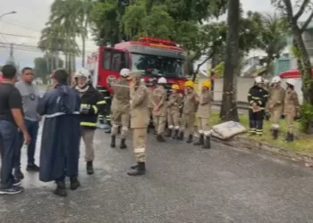 Em Recife, incêndio em abrigo para crianças e adolescentes deixa mortos e feridos