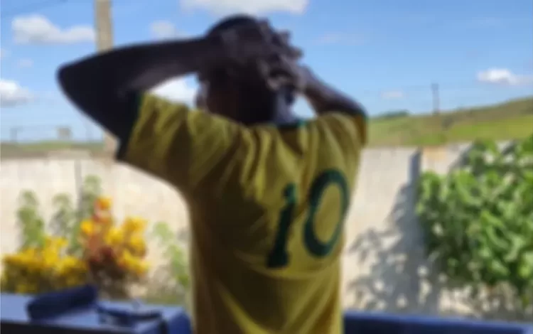 Pai é preso por estuprar a filha dos 8 aos 16 anos
