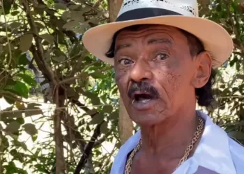 Humorista Tiringa é internado às pressas e passa por cirurgia em Serra Talhada