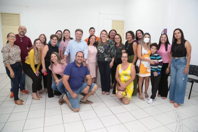 Sandrinho participou de encontro com assistentes sociais que atuam em Afogados