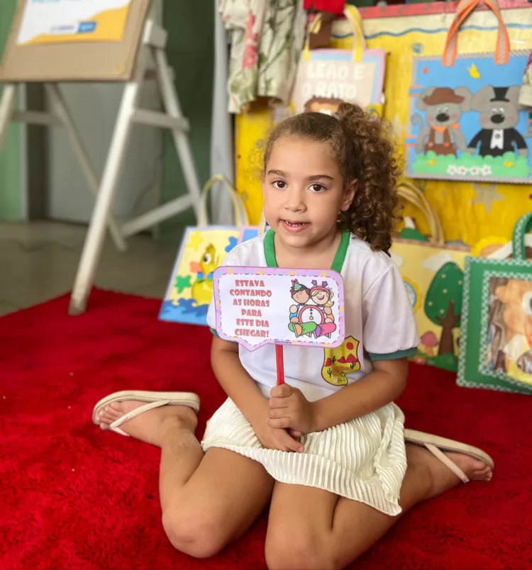 Caravana despertou o gosto pela leitura durante passagem pelas escolas da rede municipal de Tuparetama