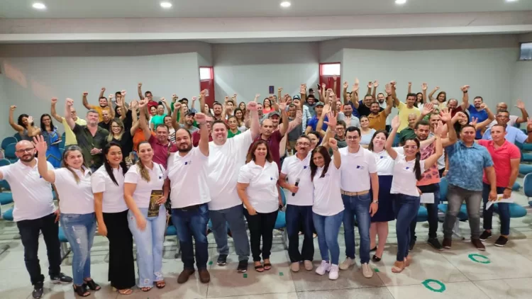 Reunião liderada por Ilma Valério, presidente do Núcleo dos Dirigentes Lojistas (NDL), reúne mais de 120 empreendedores