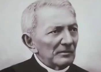 Câmara aprova inclusão de Padre Cícero no Livro dos Heróis da Pátria