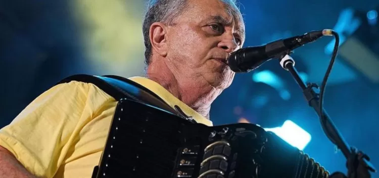 Flávio José tem tempo de show reduzido e desabafa: “Coisas que artistas da música nordestina sofrem”