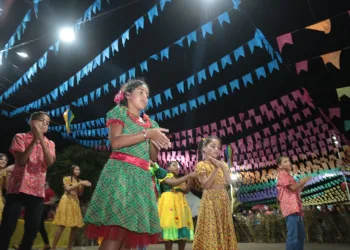 Arraial do meu bairro chega ao fim após maratona de tradição e folia juninas. Mais Pajeú fez lives nos 15 bairros.