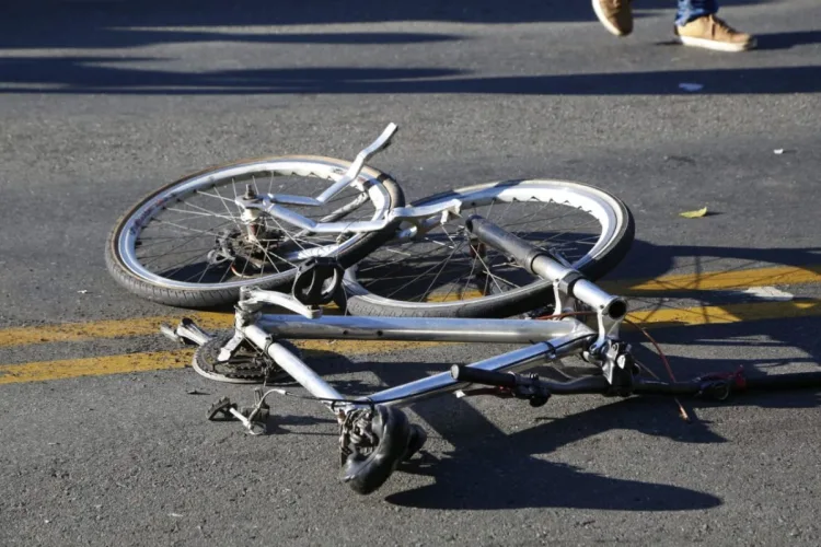 Em Arcoverde, idoso de 81 anos morre após cair de bicicleta e ser atropelado por ônibus, nesta segunda-feira (26)