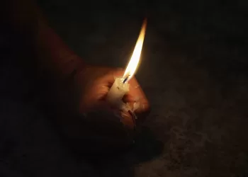 Morre a idosa que bateu no caixão durante o próprio velório