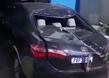Carro guiado por Desembargador invade Delegacia de Afogados da Ingazeira-PE