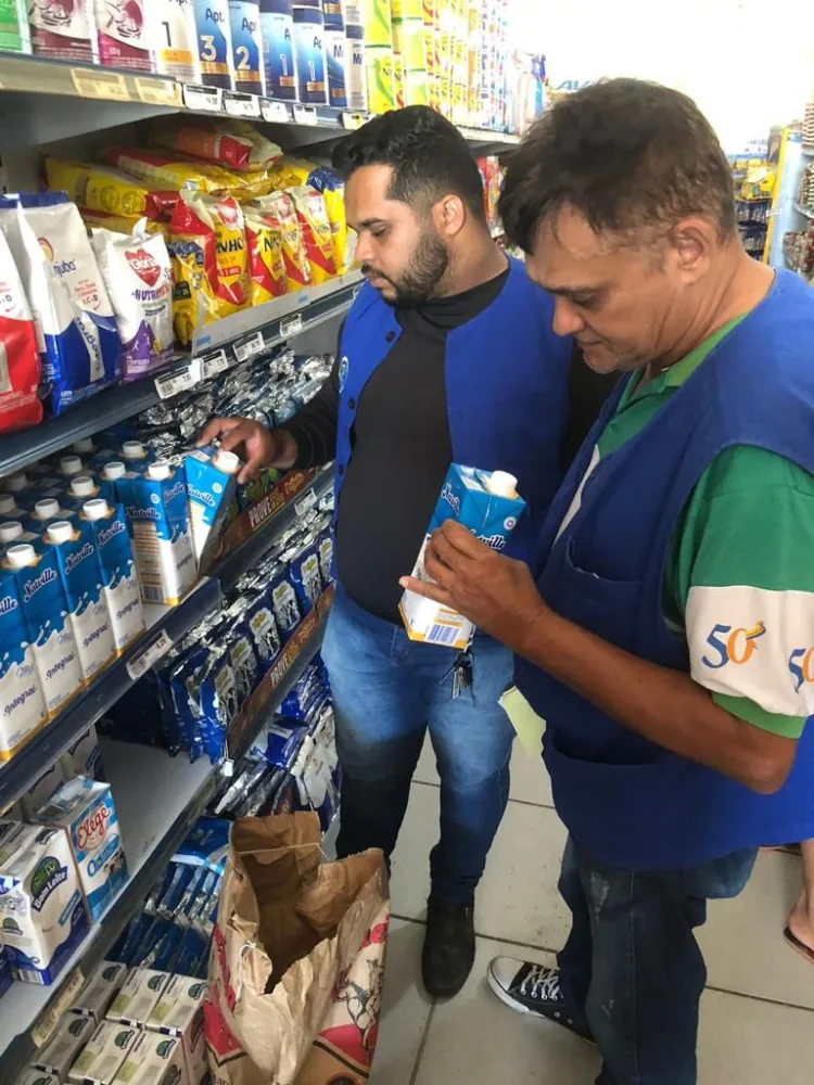 Vigilância Sanitária de Tuparetama realiza fiscalização no comércio de alimentos e bebidas