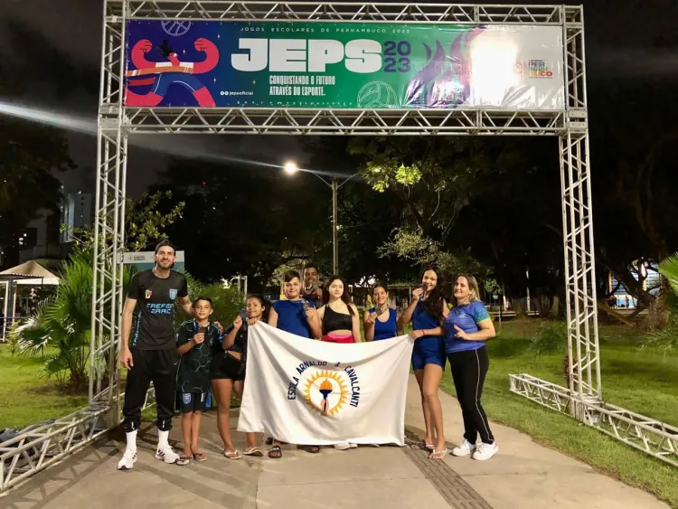 Atletas da Escola Arnaldo Alves Cavalcanti de Tabira-PE se destacam nos Jogos Escolares de Pernambuco (JEPS)