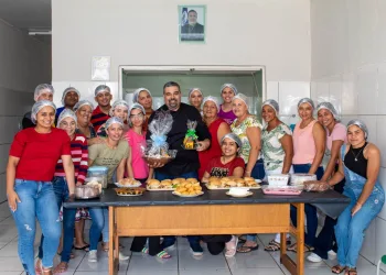 Prefeitura de Brejinho e Sala do Empreendedor realizam cursos de hambúrguer gourmet e praparo de pizza
