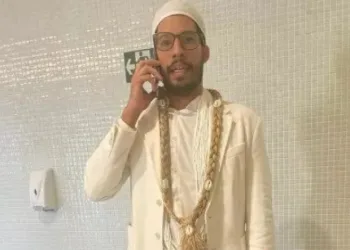 Advogado é barrado em tribunal por usar trajes do candomblé