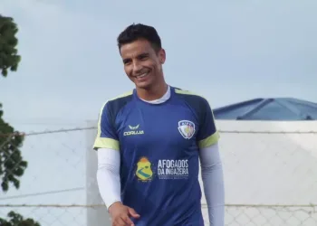 Zagueiro que fez gol histórico em cobrança de pênalti contra o Atlético-MG está de volta ao Afogados