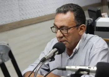 Prefeito de Solidão se envolve em acidente e passa por cirurgia