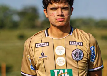 Jovem de Princesa Isabel se destaca na base do ASA de Arapiraca