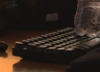 Saiba como médica burlava ponto eletrônico do SAMU para não perder salário