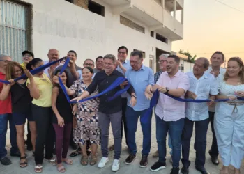 Caminhos da cidadania: Prefeito Sandrinho inaugurou mais uma pavimentação em Afogados